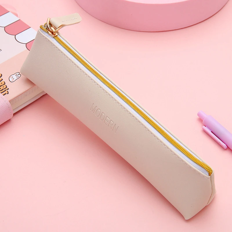 trousse crayon de couleur et feutre